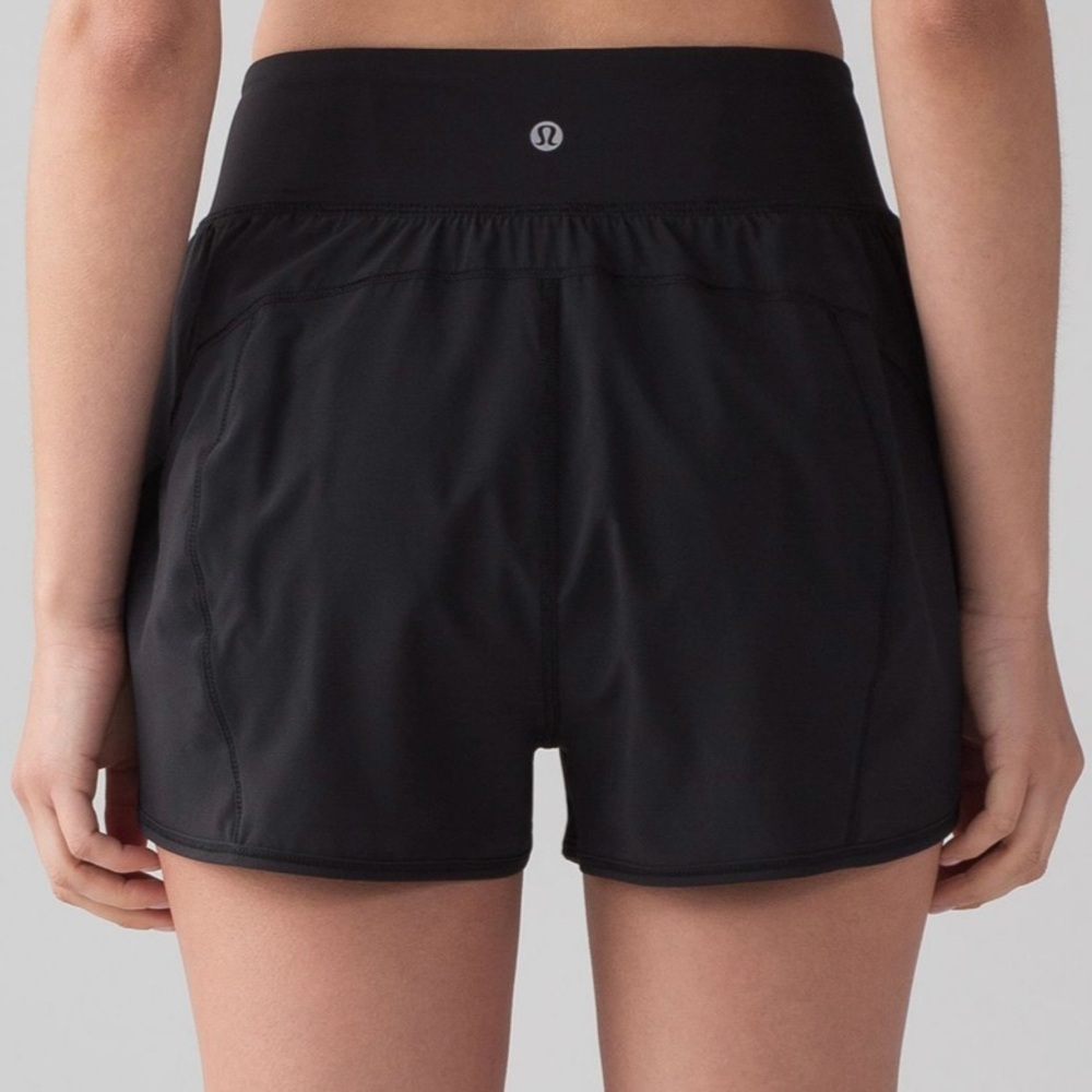 Lululemon Lean In High Rise Black Shorts - Picture 2 of 6